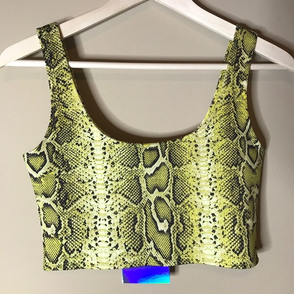 Misguided snake skin set